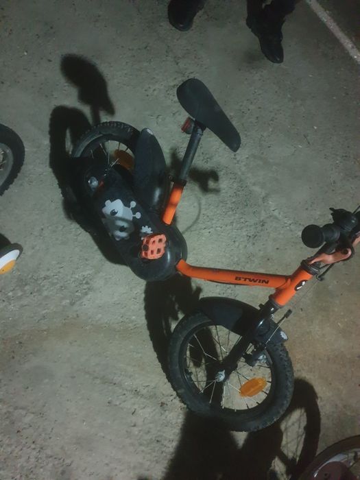 Biciclete &trotineă