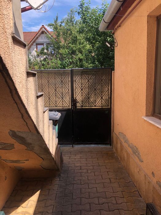 Apartament cu aspect de Casa de Vanzare Simeria