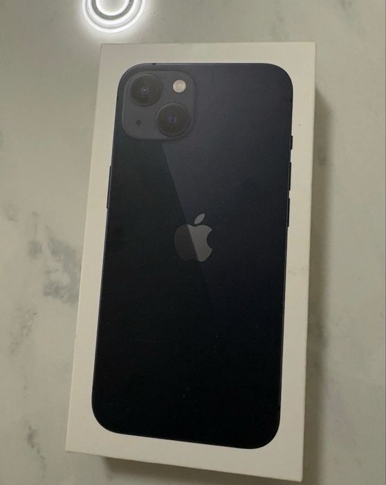 IPhone 13 Midnight Blue, 128 GB la cutie, Magsafe liber de retea