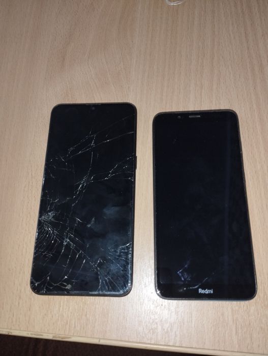 Два телефона Samsung a 10s 32Гб и redmi 7a могу по отдельности продать