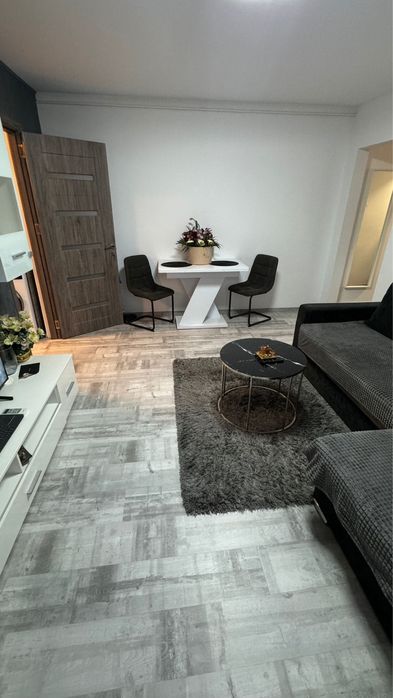Vand Apartament cu 2 camere in Salaj/Rahova. Mobilat si utilat!!