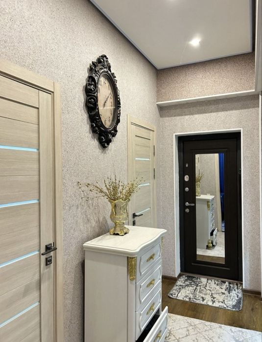 • МЕТРО 3-БЕКАТ 3комнатная РАЗДЕЛКА Продаётся квартира