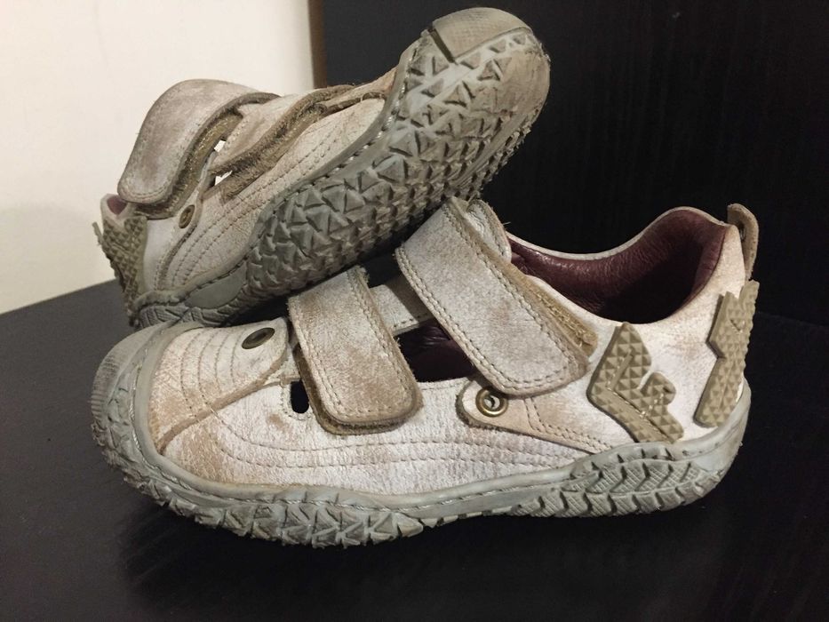 Летни обувки Froxy за момиче, 27 н.,17,2 см. и сандали 29 н., 18 см