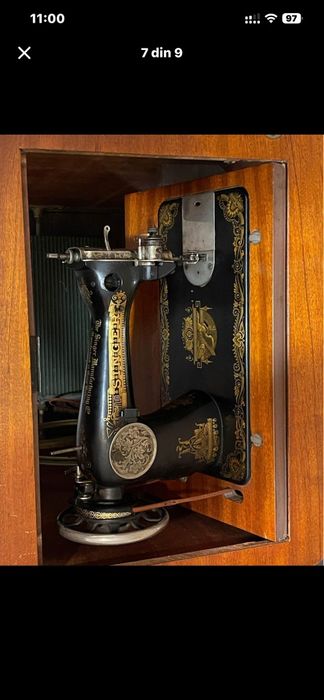 Masina de cusut singer