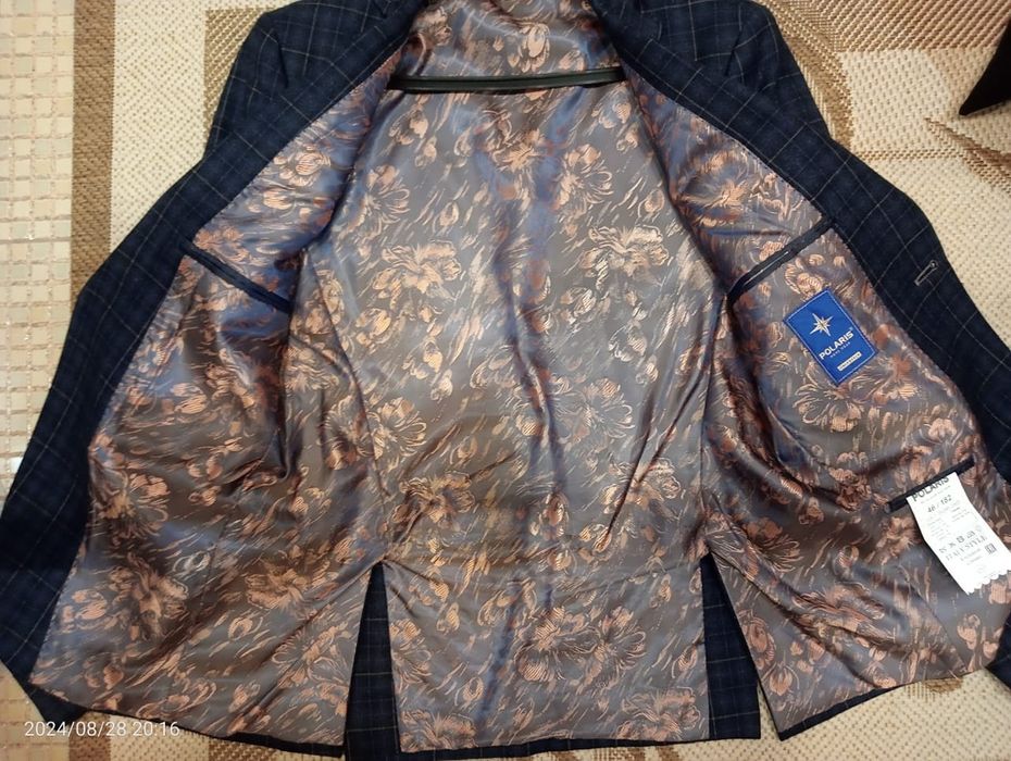Продам новый пиджак размер 46