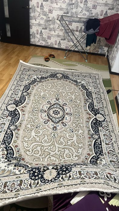 Срочно продается ковёр