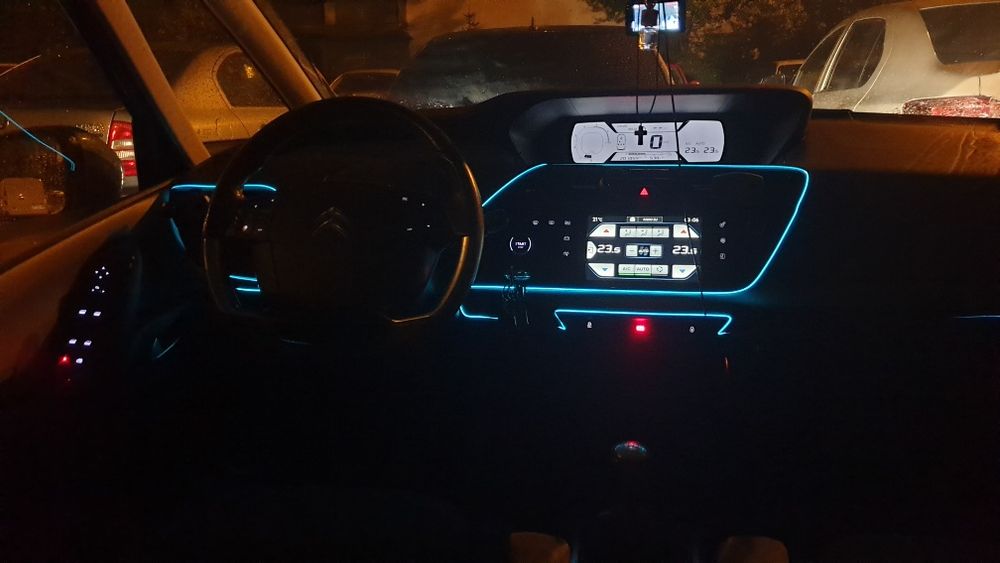 Citroen C4 Picasso 2015 preferabil SCHIMB