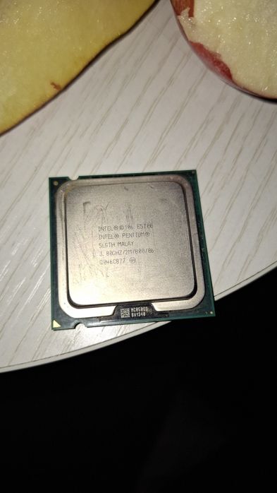 Intel Pentium E5700