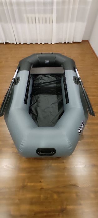 Продаю лодку 220 Уральские лодки