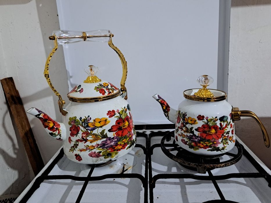 Продам набор Чайник и заварник