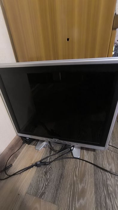 Монитор TFT Color LCD TV