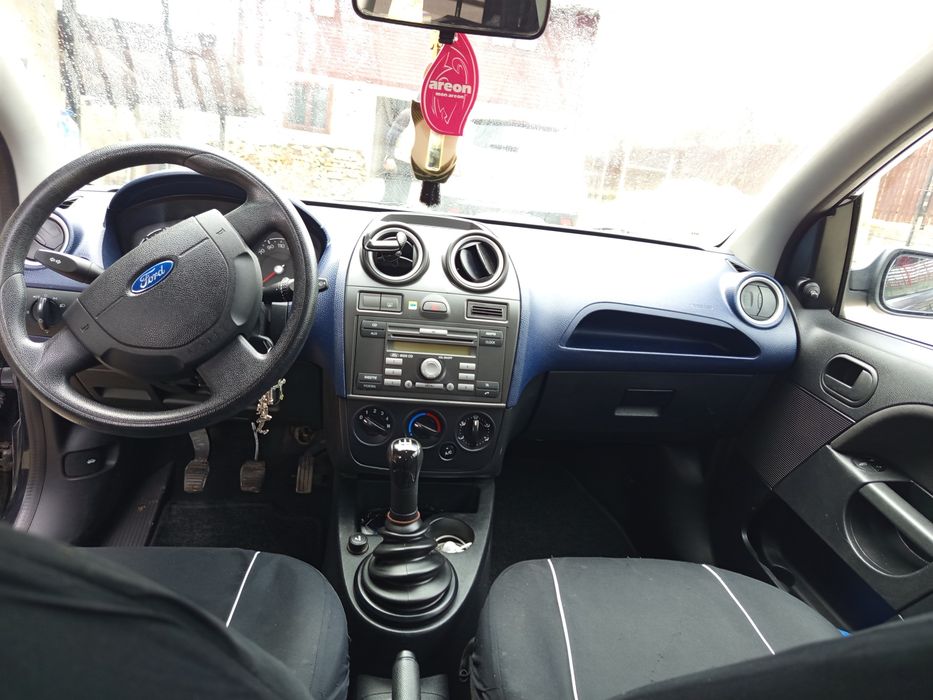 Ford fiesta  2006 1.4 benzina