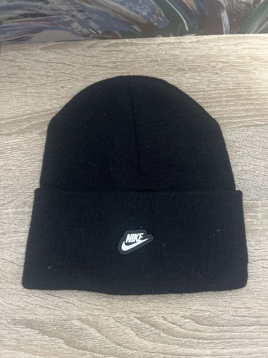 Caciuli unisex la super pret!! (nike ,adidas,tommy,armani)