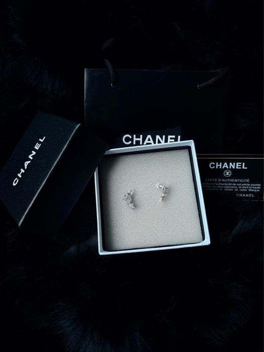 Chanel обици с кутия