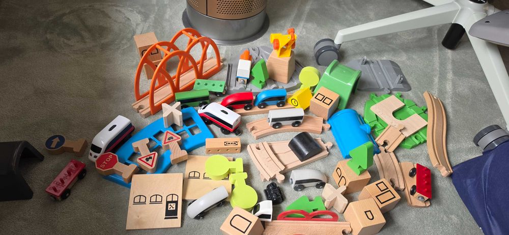 Set Lillabo mare șine de tren din lemn + accesorii Ikea