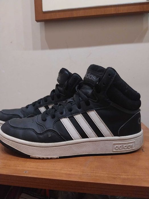 Кецове Adidas 39н
