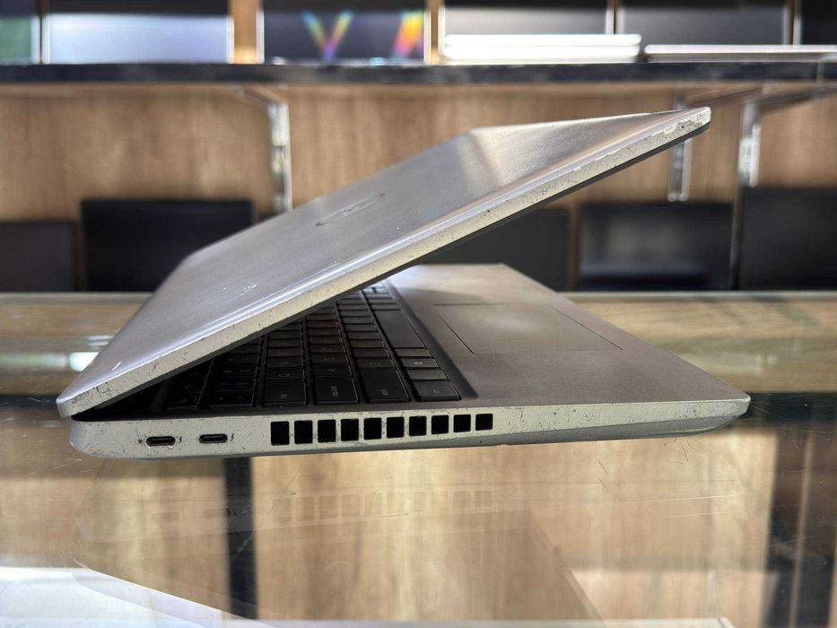 DELL Precision 3561