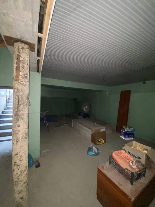 Uchastka sotiladi srochni