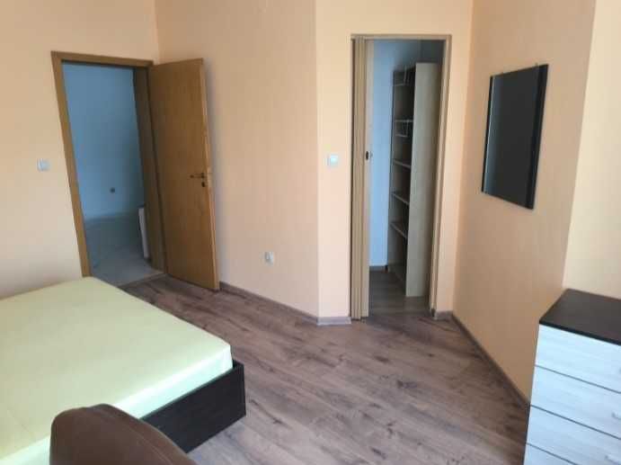 Дава се под наем Тристаен апартамент в София, Център - 95 кв.м за 700 € - Снимка #6