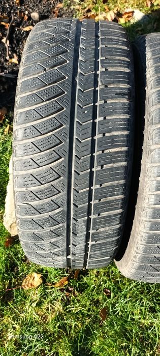 Vând anvelope de iarnă  Sailun