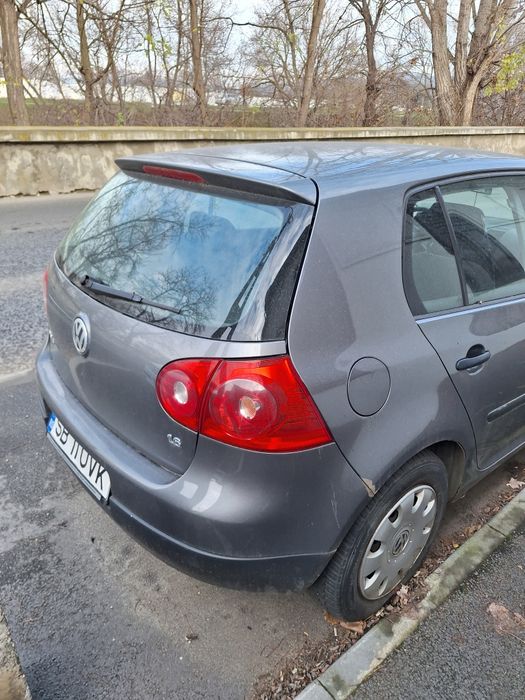Golf 5 2005 1,6 benzina