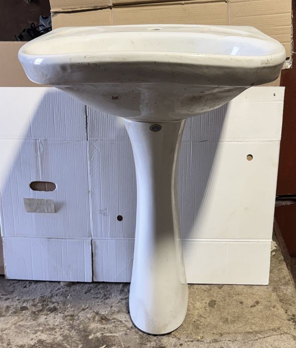 Продам раковина тюльпан