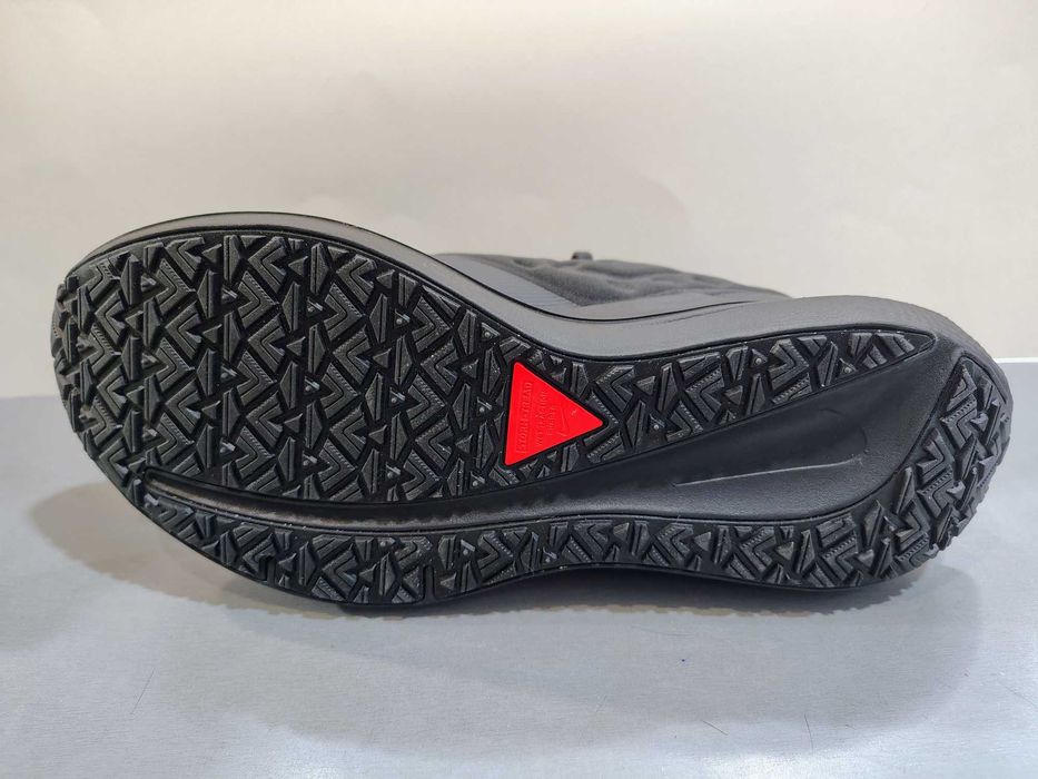 Nike Shield Waterproof N44,45,45,5,47.Mаратонки с мембрана.