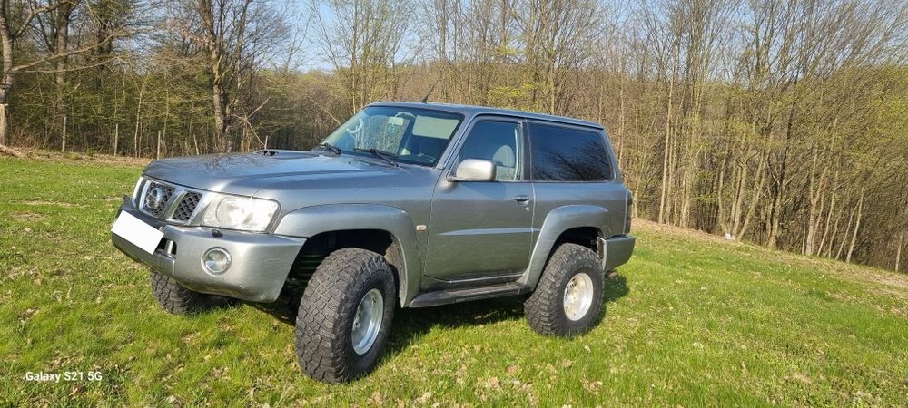 Vanzare Nissan Patrol Y61