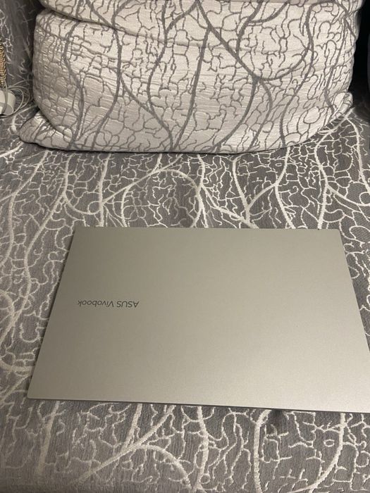 Ноутбук Asus Vivobook