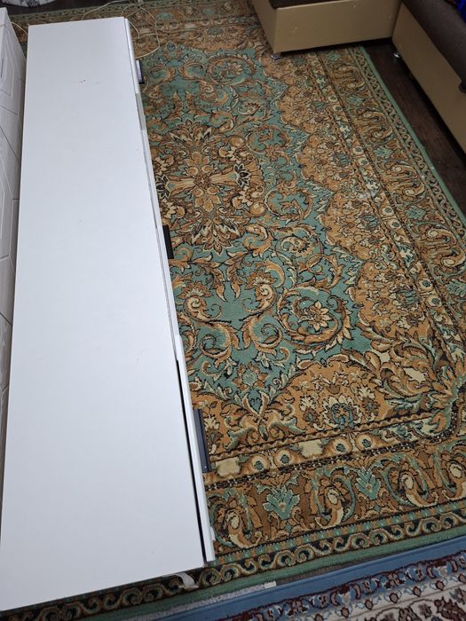 Продам тумба белый