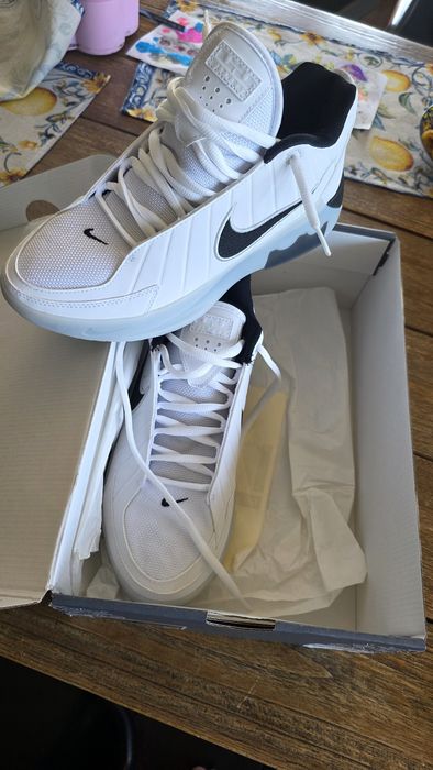 Нови Nike Lebron Witness IX