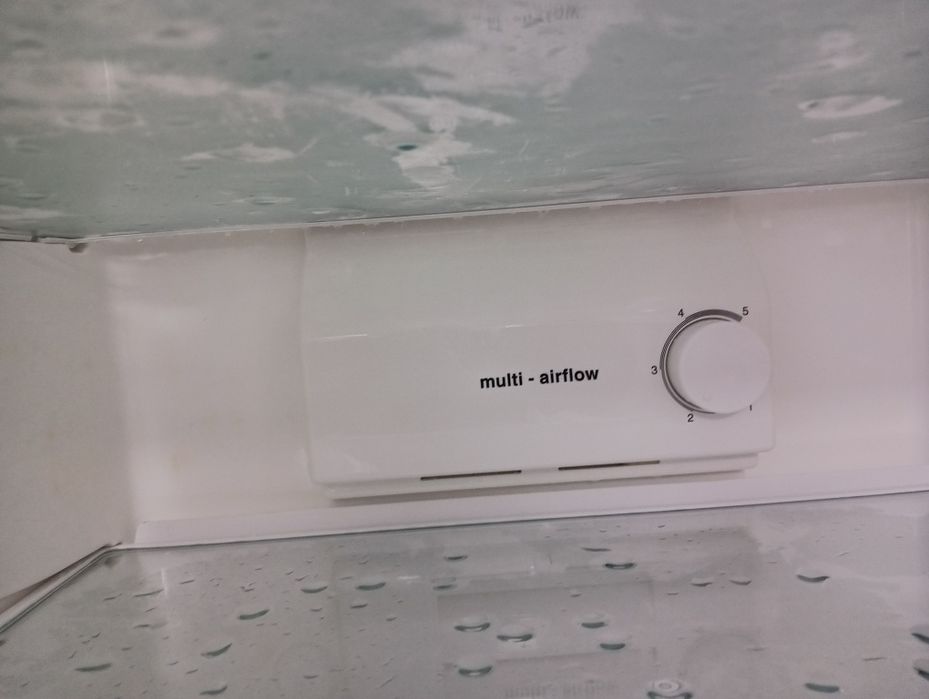 Иноксов комбиниран хладилник с фризер Бош Bosch No Frost с 2 години  ГАРАНЦИЯ!