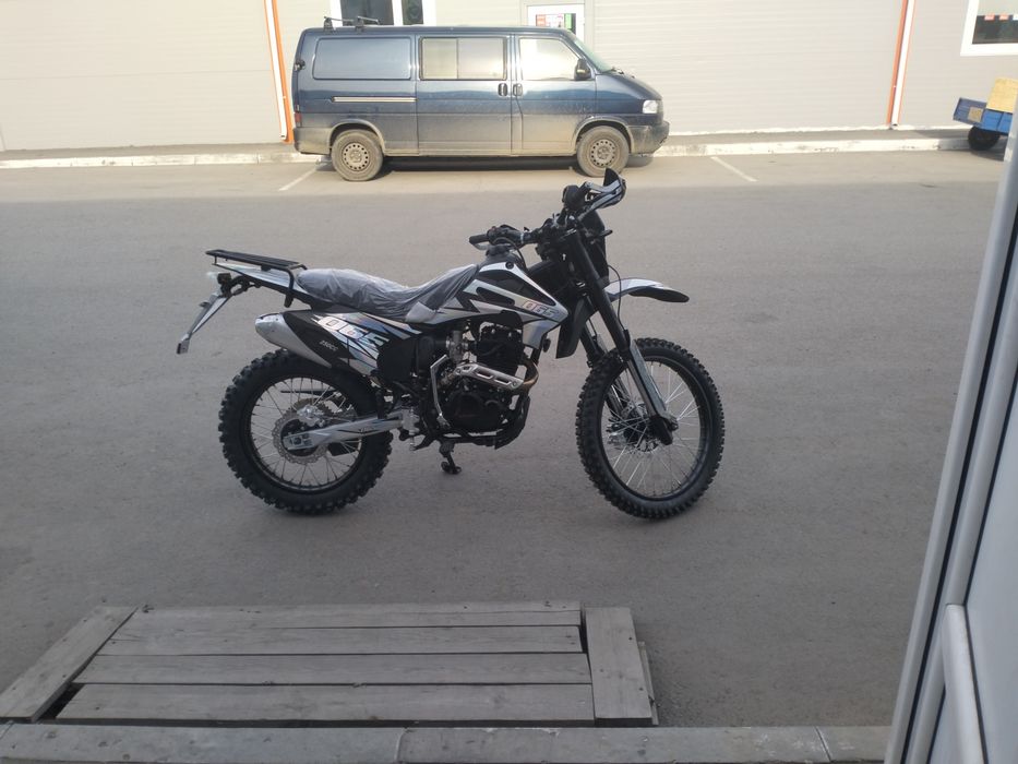 Мотоцикл эндуро 250 куб 065