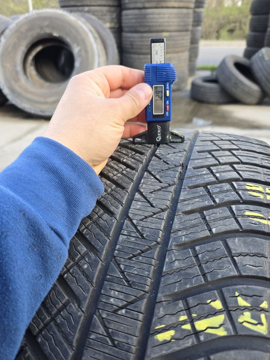 Anvelope de iarna 265-45r19 si 295-40r19 Michelin