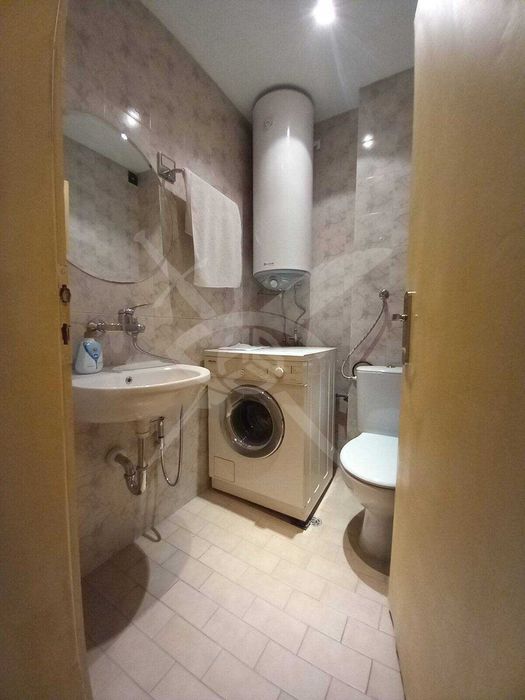 Дава се под наем Двустаен апартамент в Пловдив, Център - 80 кв.м за 450 € - Снимка #2