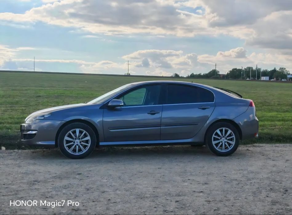 Renault Laguna 3 2012
