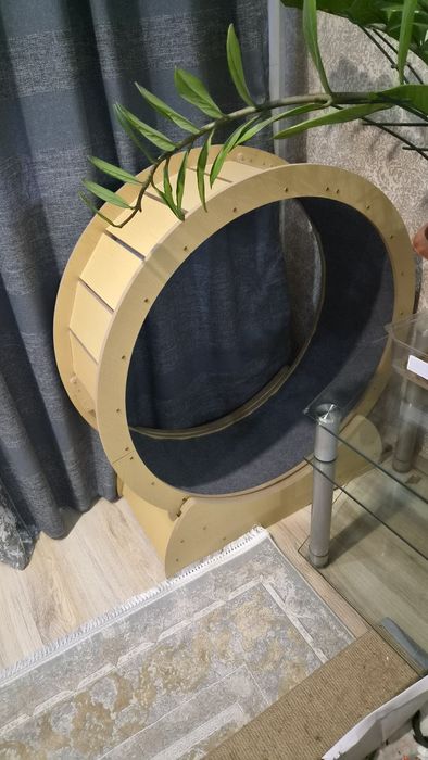 Колесо для кошек.