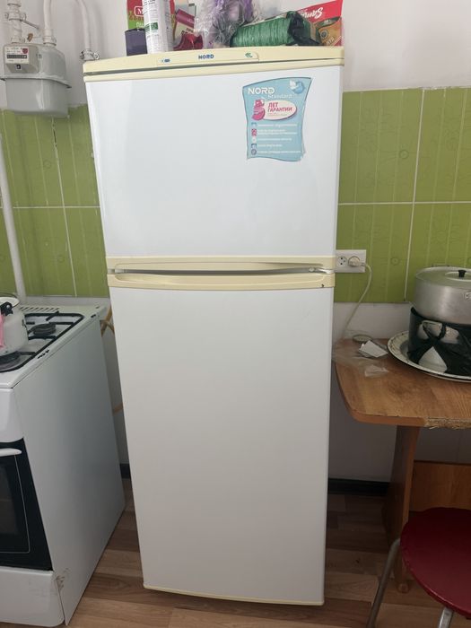 Продам холодильник
