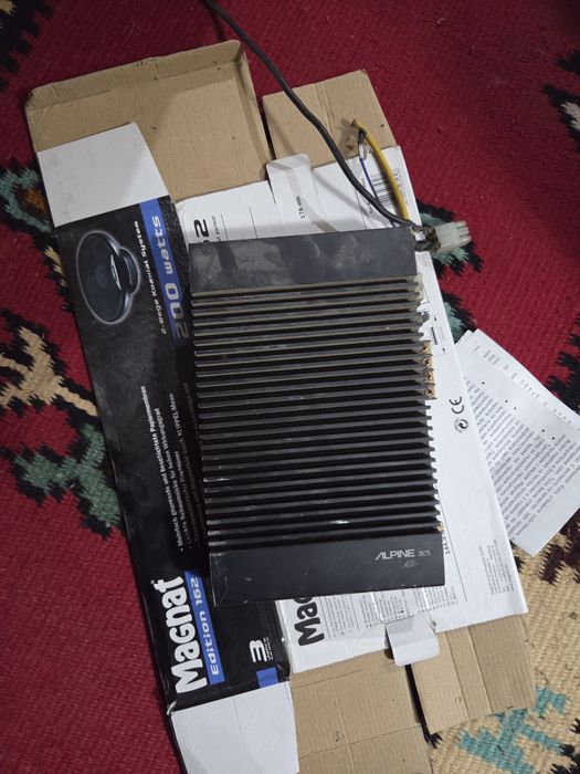 Усилвател Alpine3625