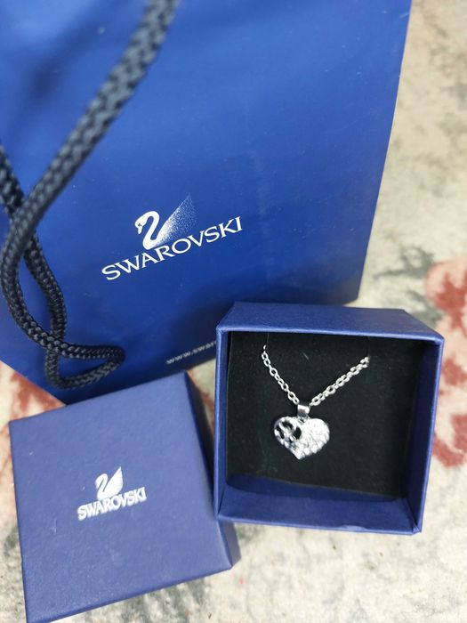 Colier / pandantiv Swarovski in cutie cadou cu punga inimioara