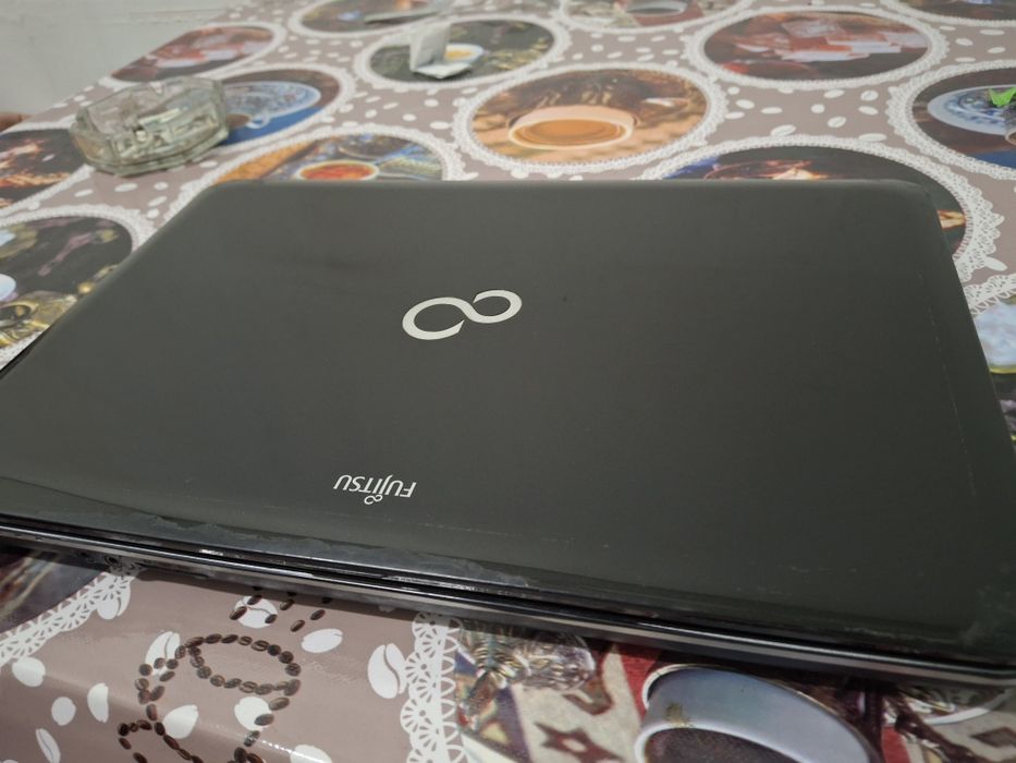 Продам ноутбук Fujitsu Lifebook