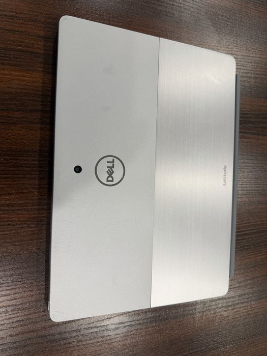Планшет/ноутбук Dell latitude 7210