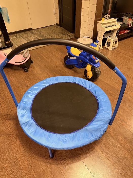 Батут детский с держателем