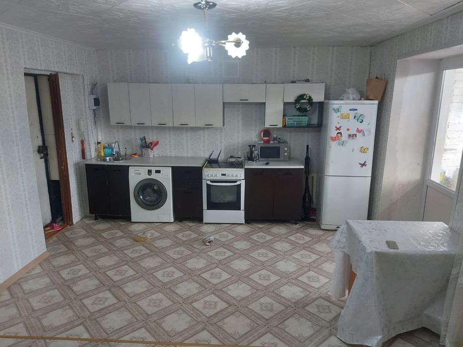 Продам комнату по ул Камзина 4