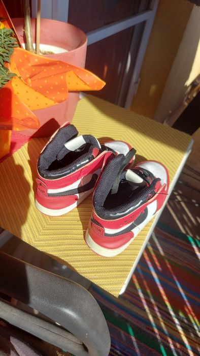 3 чифта зимни кецки с още живот-nike турски,quechua зимни