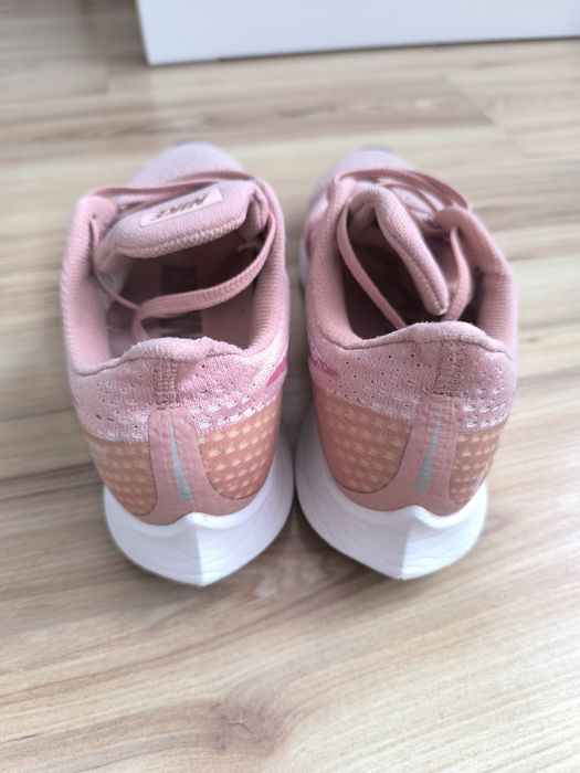 Маратонки за бягане Nike zoom Pegasus 35