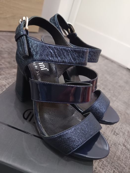 Нови сандали на GiAnni 36