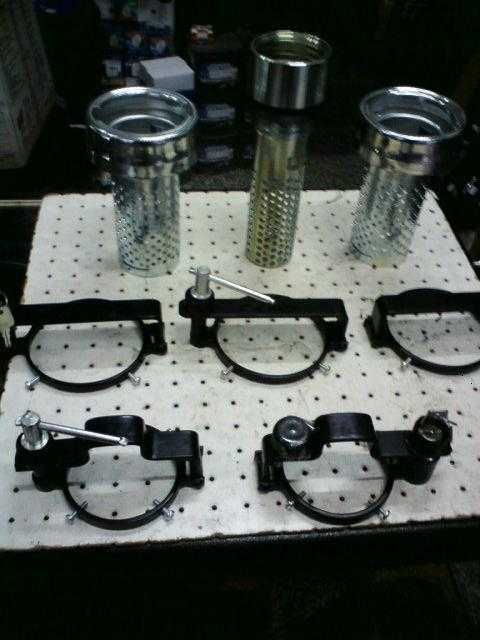 Скоби и цетки за заключване на резервоари