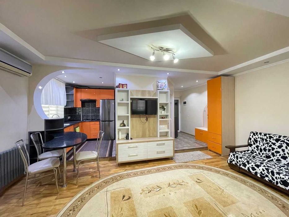 Дава се под наем Двустаен апартамент в София, Гоце Делчев - 57 кв.м за 400 € - Снимка #2