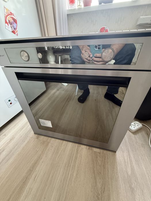 Духовой шкаф б/у Whirlpool